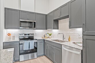 Building Photo - Alta Monarch Crossing