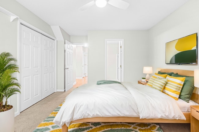 Foto del edificio - 6736 Queen Annes Dr