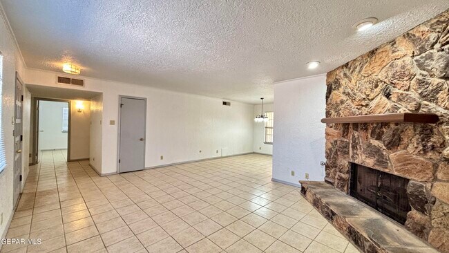 Foto del edificio - 4705 Frankfort Ave