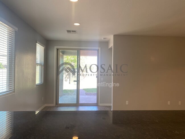 Foto del edificio - 11158 East Sebring Avenue