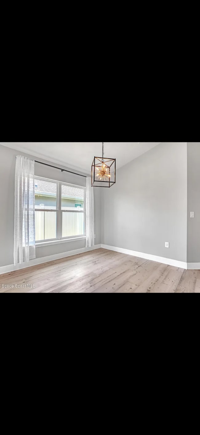 Foto del edificio - 2438 Bonnyton Ln NW