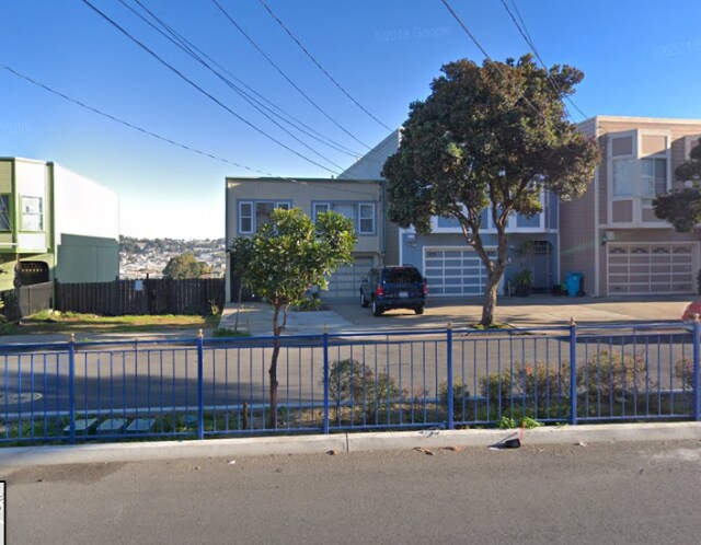 Foto principal - 3 bedroom in San Francisco CA 94124