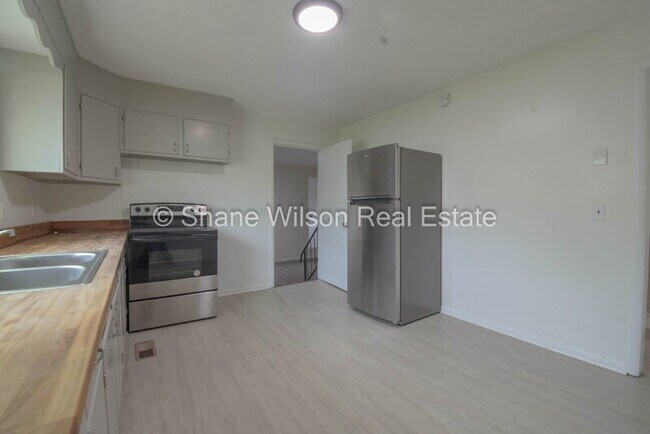 Building Photo - 2110 Appling St