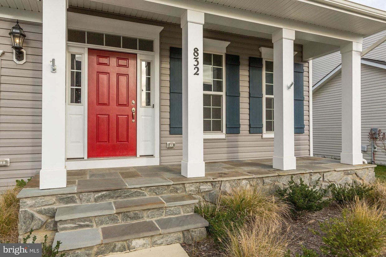 Foto principal - 832 Mildenhall Ct