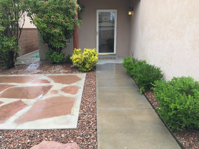 Foto del edificio - 8309 Sleeping Bear Dr NW