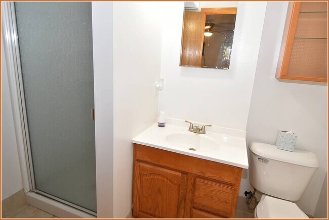 Foto del edificio - 229 Webster St