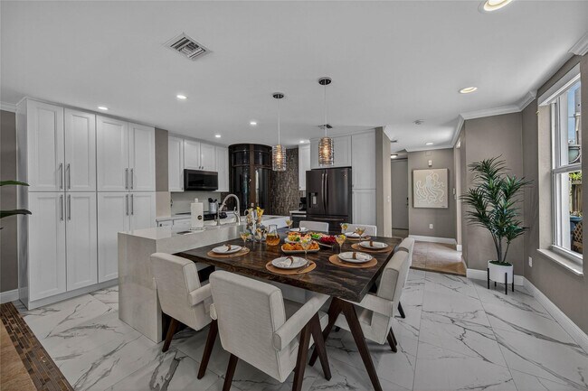 Foto del edificio - 1215 NE 1st St