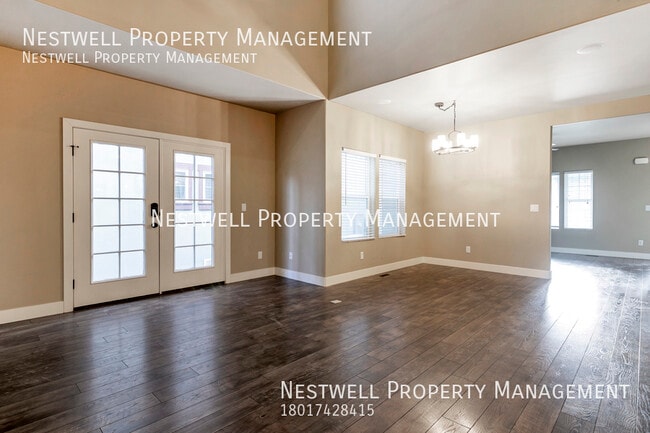 Building Photo - Fantastic 4-bed Home in Daybreak