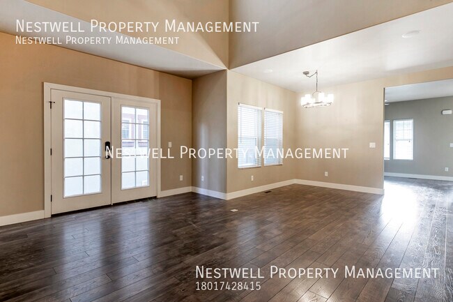 Foto del edificio - Fantastic 4-bed Home in Daybreak