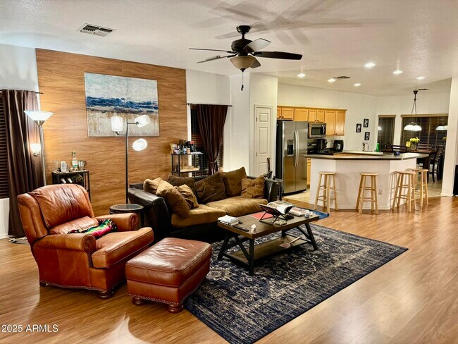 Foto del edificio - 12542 W Honeysuckle St