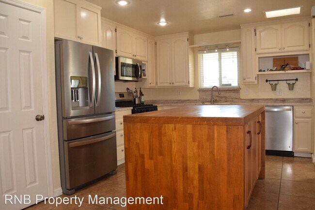 Building Photo - 3 br, 2 bath House - 5525 Forestwood Drive