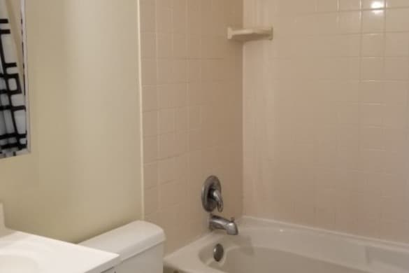 Building Photo - 1751 Queensbury Cir