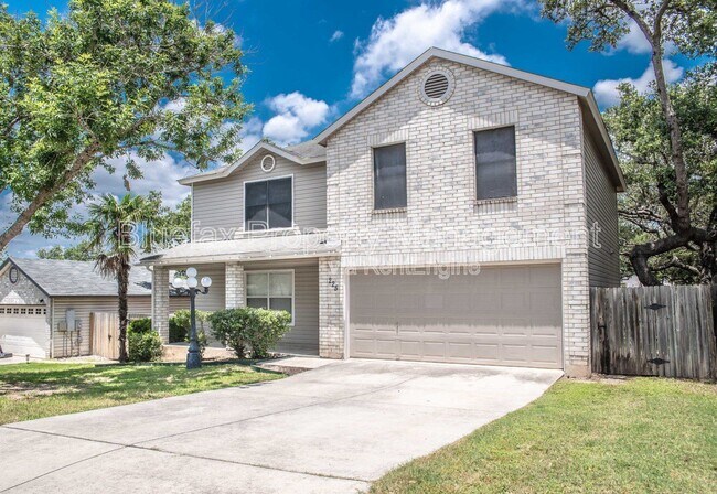 Building Photo - 225 Samantha Dr