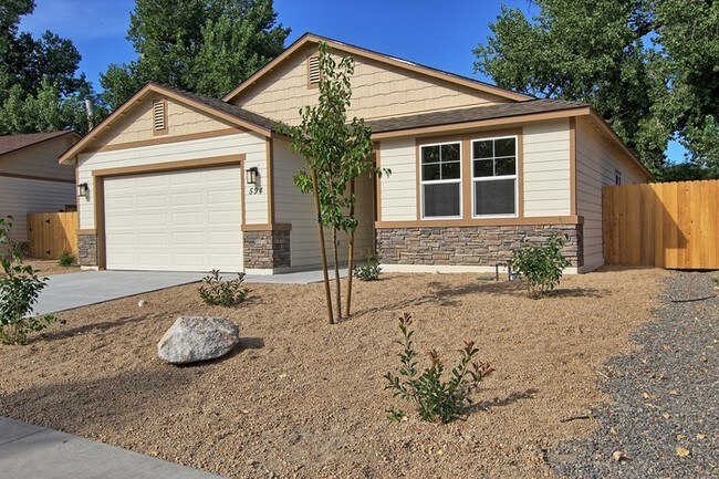 Building Photo - 594 Grey Eagle Ln