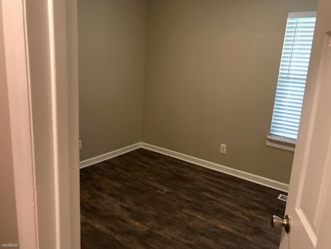 Foto del edificio - 3 br, 2.5 bath House - 800 Hidden Glen Dr