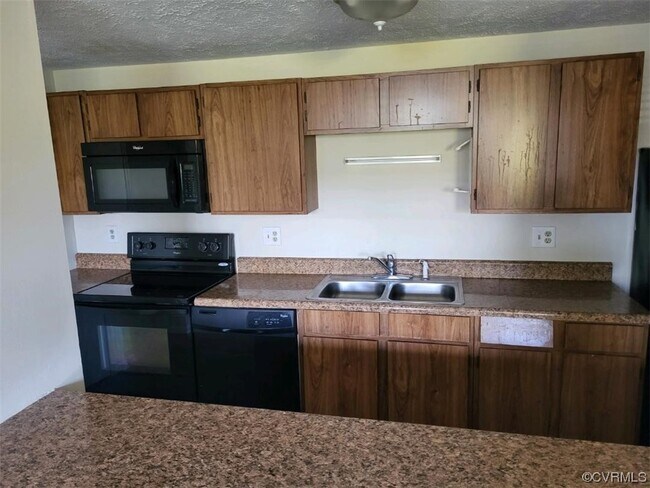 Building Photo - 8420 O'Bannon Ct