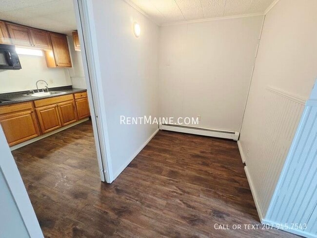 Building Photo - 18 Main Rd