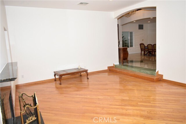 Foto del edificio - 4751 Haskell Ave