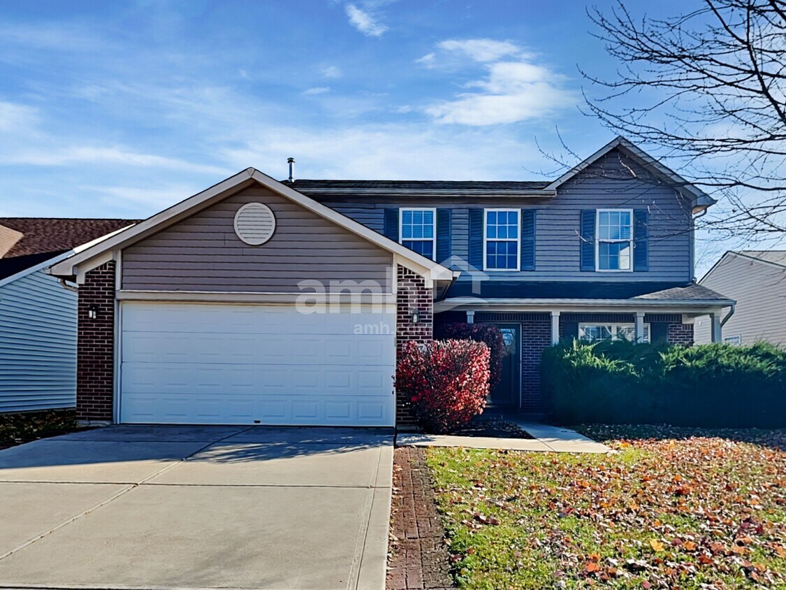 8847 N White Tail Trail House Rental in McCordsville, IN