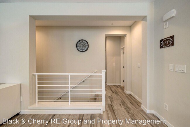 Building Photo - 2 br, 2.5 bath House - 11301 Vision Peak #103