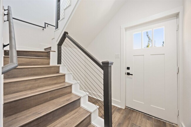 Foto del edificio - 6528 Tuskegee St