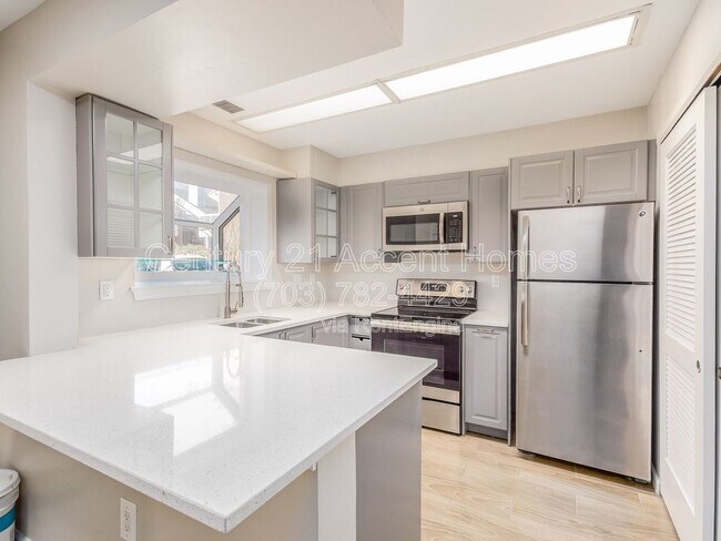 Photo - 2606 S Arlington Mill Dr Apartment