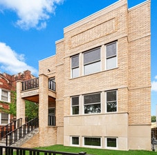 Building Photo - 4429 N Kimball Ave