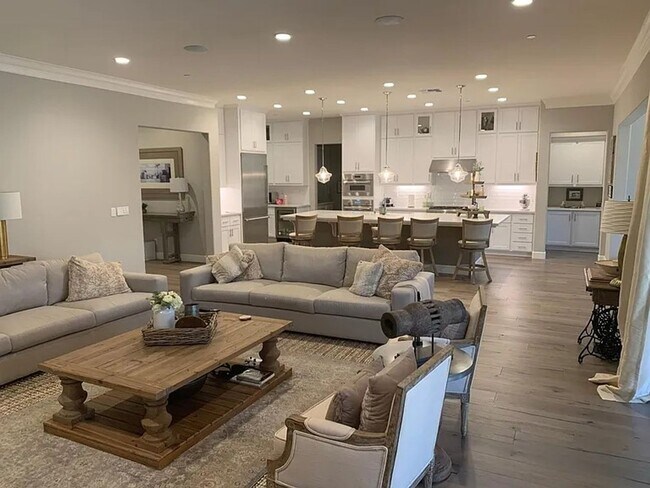 Foto del edificio - MORGAN HILL - Luxury Morgan Hill Home with Resort-Style Backyard