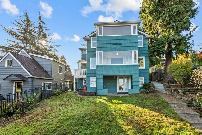 Foto del edificio - 4Bd/3Ba Seattle House