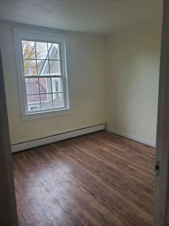 Foto del edificio - 326 Main St