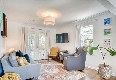 Foto del edificio - 854 Turpin Ave SE