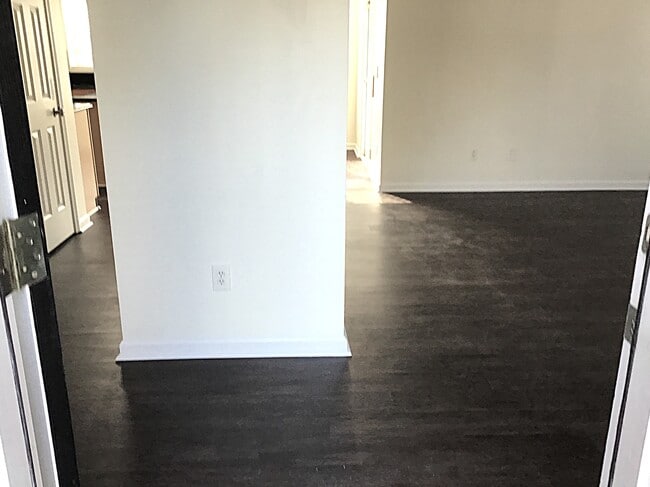 Building Photo - 10 Kilberry Blvd