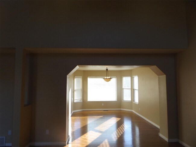 Building Photo - 10130 Ottertail Ct