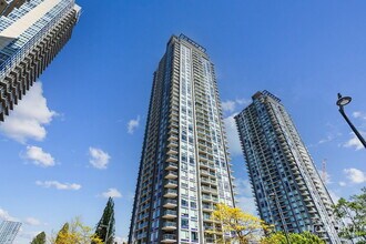 Building Photo - 13696-13100 100 Ave