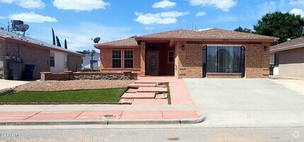 Building Photo - 3115 Sal Berroteran Dr