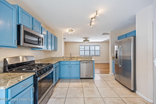 Building Photo - 1609 Pga Blvd