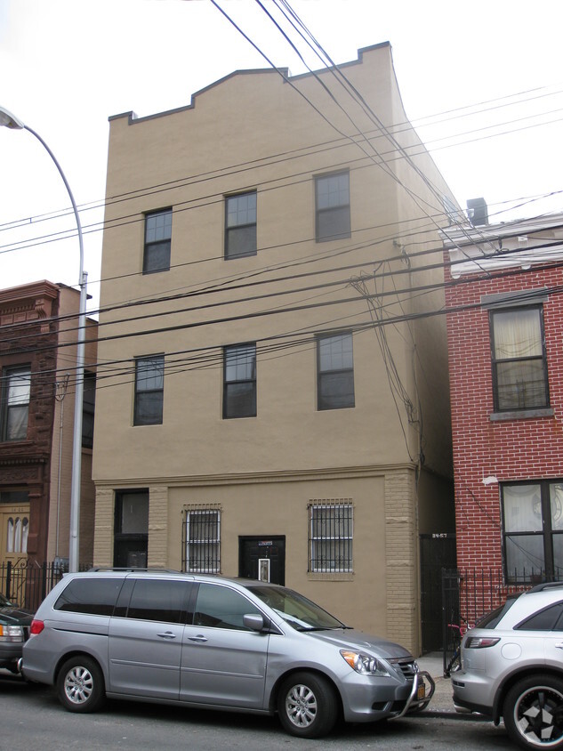 Primary Photo - 34-57 9th St