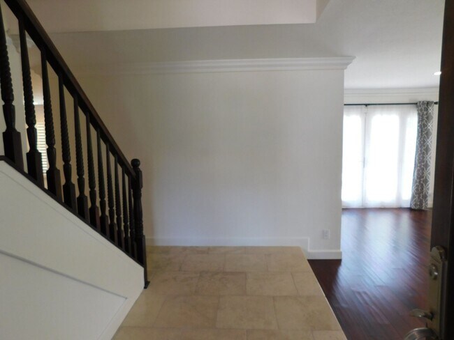 Foto del edificio - 8312 Kingsdale Dr