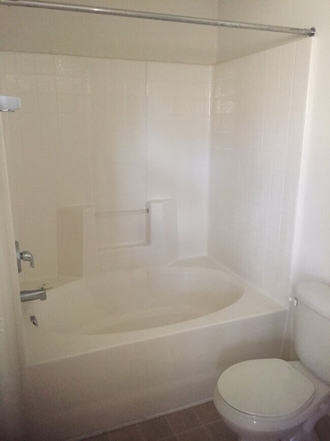 Foto del edificio - 1065 Constitution Park Blvd