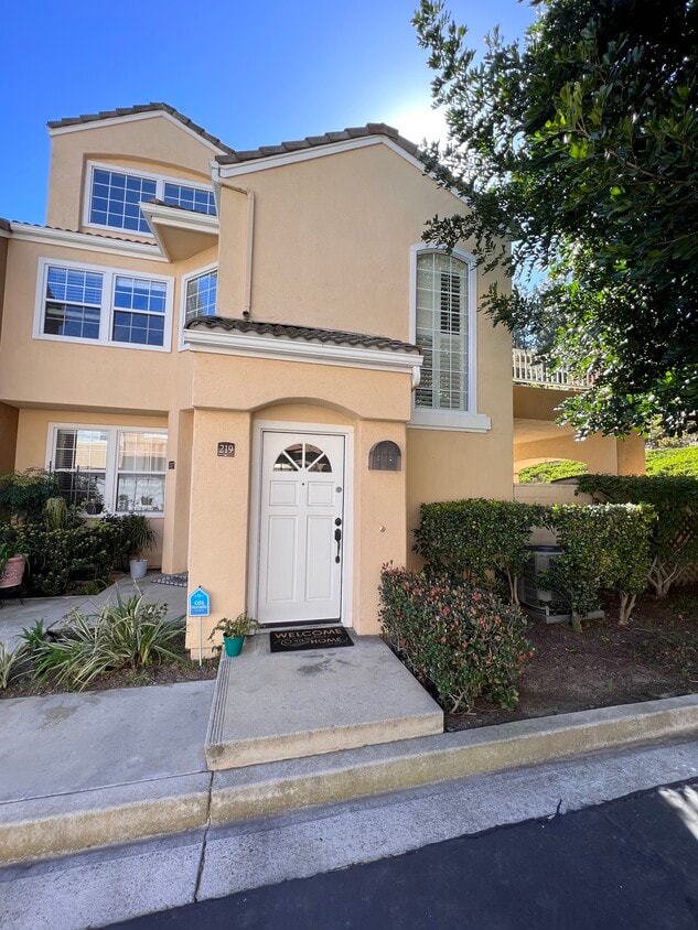 219 Sandcastle Unit 219, Aliso Viejo, CA 92656 Condo for Rent in