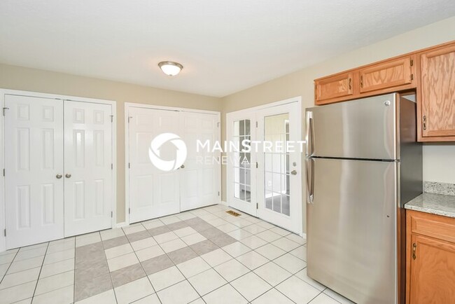 Building Photo - 4 Bedroom Pet-Friendly Home in Shepherdsvi...