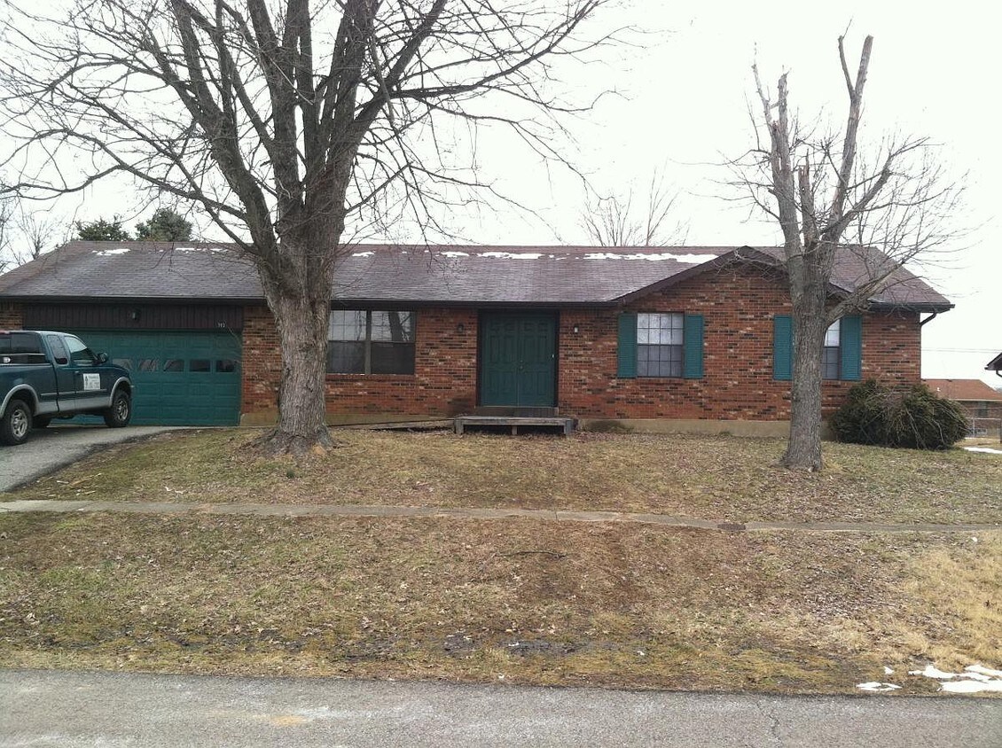 Primary Photo - 703 Kimberly Ct