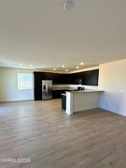 Building Photo - 7897 Willow Thicket Dr