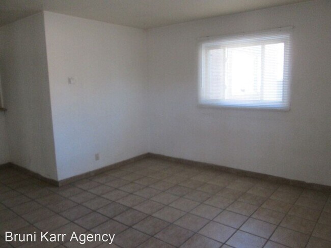 Building Photo - 3 br, 2 bath House - 2713 Hermosa Dr. NE