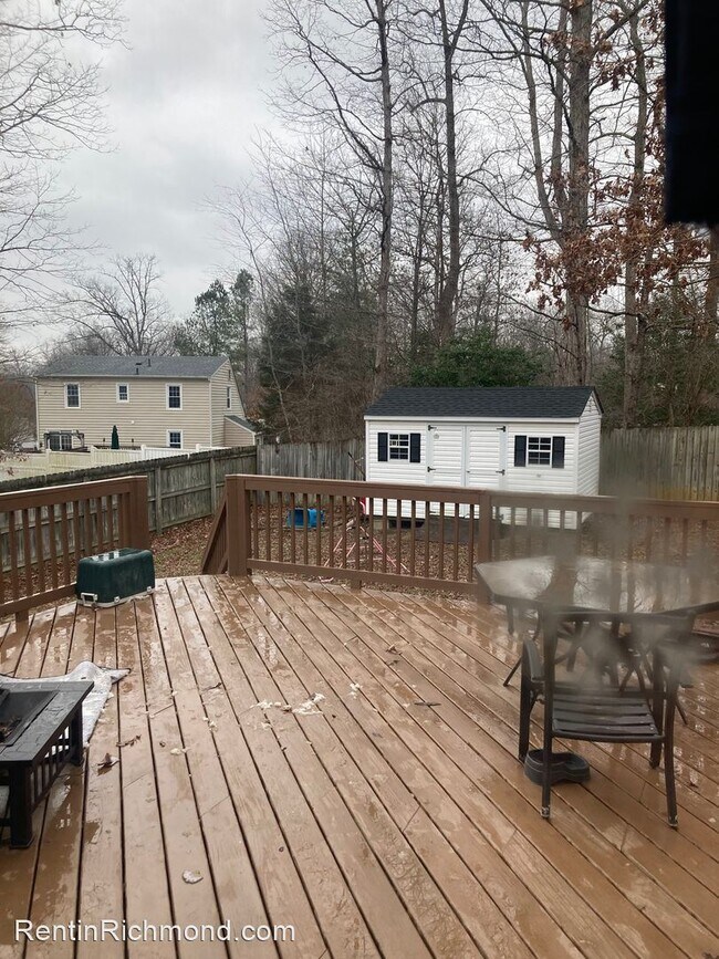 Foto del edificio - 4 br, 2.5 bath House - 4319 Jacobs Bend Ter