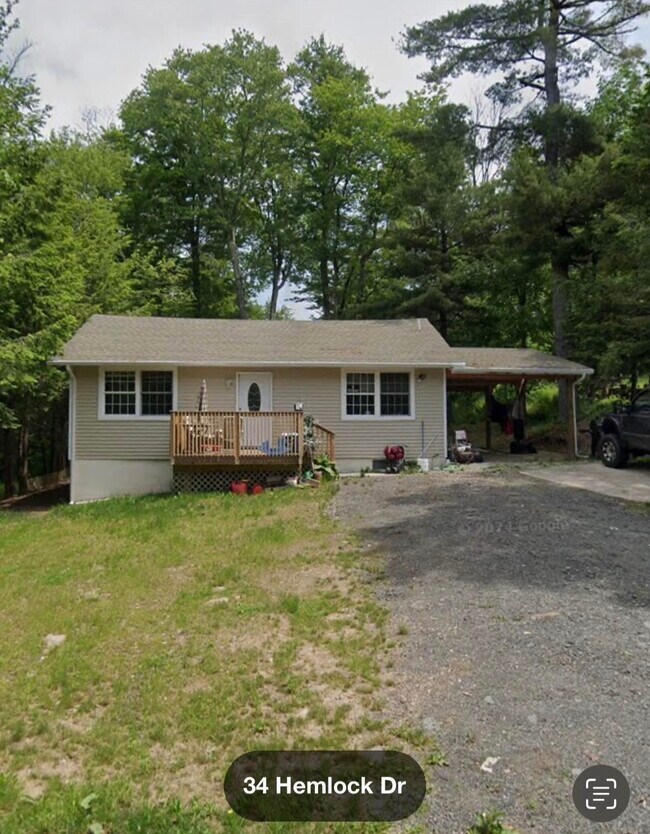 Building Photo - 34 Hemlock Dr
