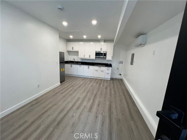 Building Photo - 19851 Gresham St