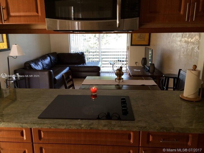 Foto del edificio - 20200 NE 27th Ct