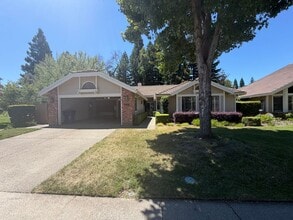 Building Photo - 11674 Prospect Hill Dr