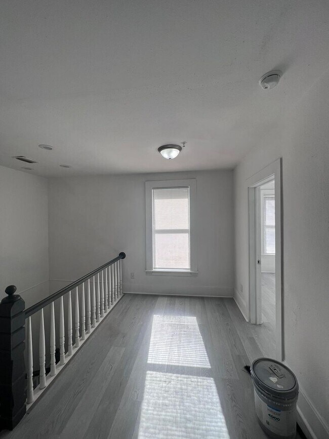 Foto del edificio - PIO-104 S Grove St